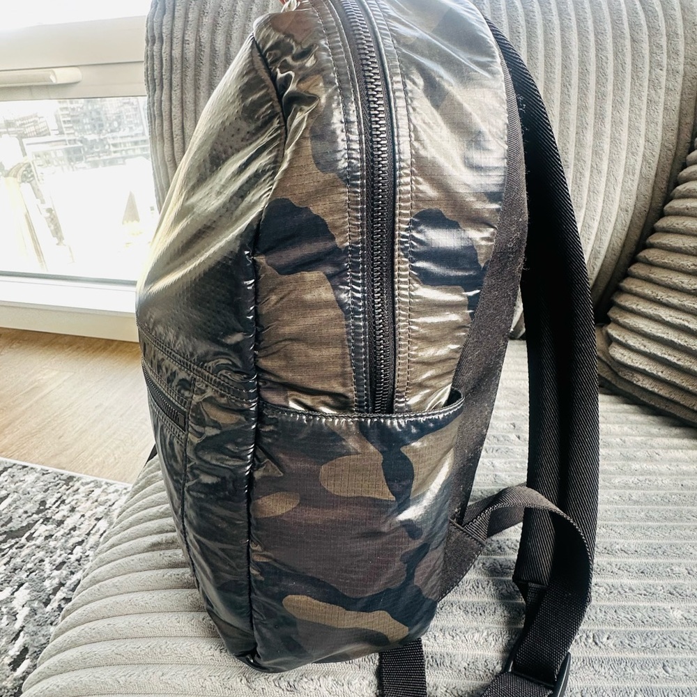 Saint Laurent Black and Dark Green Camouflage Backpack - Picture 3 of 9